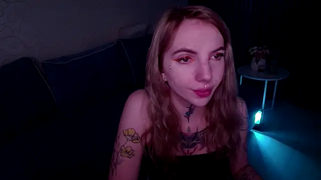 AnneTenet online show from October 10, 2025, 7:09 am