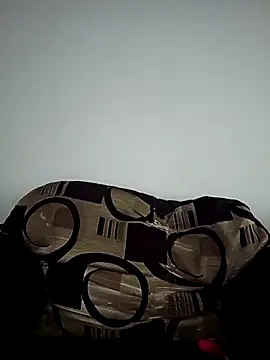 Snapshot of Sensual_indian7 chatting on September 28, 2025, 1:07 pm Sensual indian7 online show from September 28, 2025, 1:07 pm