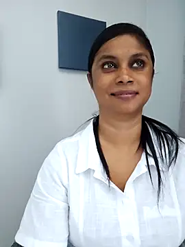 Snapshot of Sensual_indian7 chatting on February 7, 2026, 1:30 pm Sensual indian7 online show from February 7, 2026, 1:30 pm