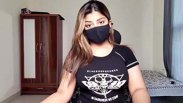 Hoty-Shivangi online show from March 11, 2026, 12:21 pm