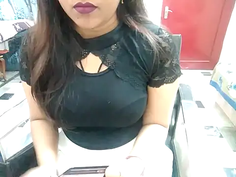 aarushi sharmaa online show from February 15, 2025, 3:31 am