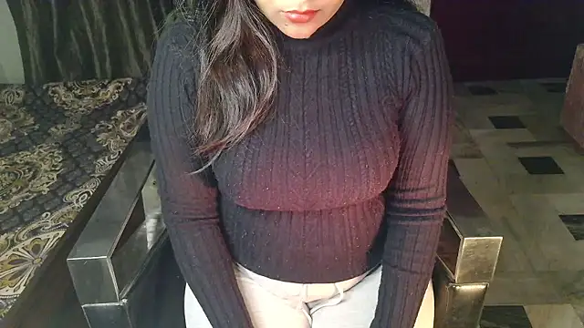 aarushi sharmaa online show from January 17, 2026, 2:37 am