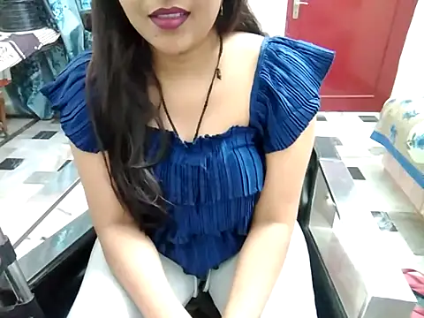 aarushi sharmaa online show from February 26, 2025, 3:43 pm
