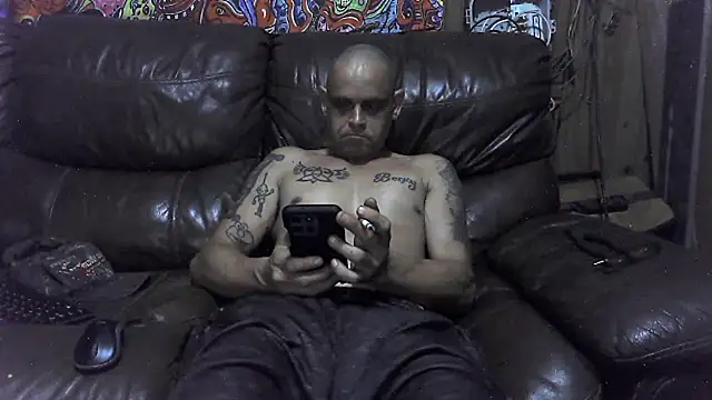 Snapshot of Buffshagswell chatting on September 30, 2025, 3:01 am Buffshagswell online show from September 30, 2025, 3:01 am