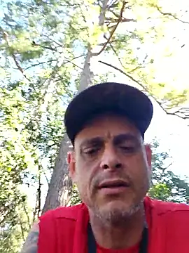 Snapshot of Buffshagswell chatting on October 14, 2025, 3:56 pm Buffshagswell online show from October 14, 2025, 3:56 pm