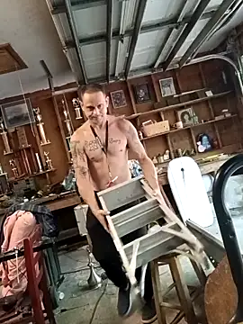 Snapshot of Buffshagswell chatting on September 15, 2025, 6:30 pm Buffshagswell online show from September 15, 2025, 6:30 pm