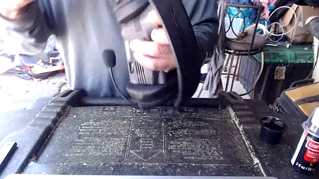 Snapshot of Buffshagswell chatting on March 19, 2025, 4:13 pm Buffshagswell online show from March 19, 2025, 4:13 pm