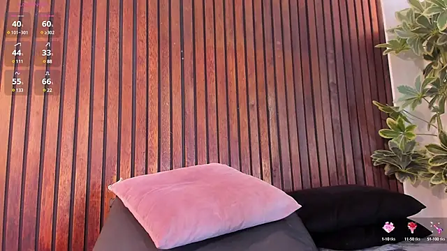 Jennmiiller  online show from February 15, 2025, 6:01 pm