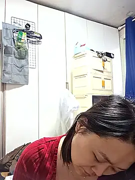 rami0428 online show from December 23, 2025, 12:43 am