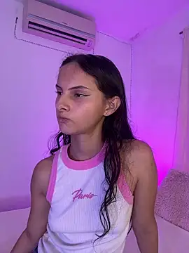 Snapshot of ninaht chatting on February 8, 2026, 9:23 pm ninaht online show from February 8, 2026, 9:23 pm