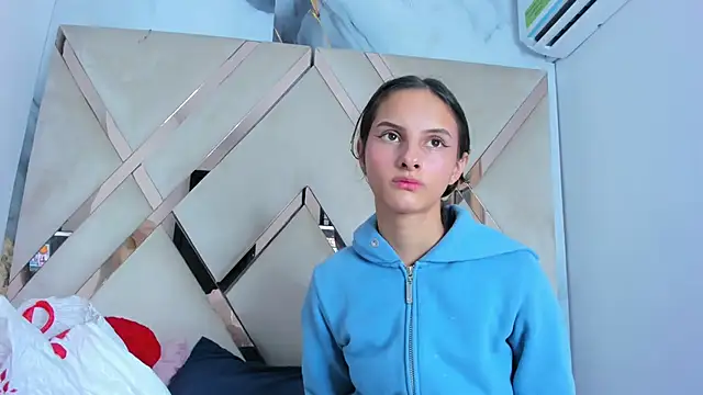 Snapshot of ninaht chatting on September 8, 2025, 9:03 pm ninaht online show from September 8, 2025, 9:03 pm