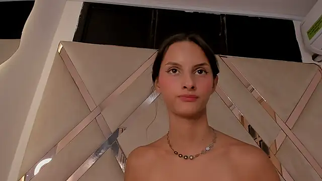 Snapshot of ninaht chatting on February 20, 2025, 9:31 pm ninaht online show from February 20, 2025, 9:31 pm