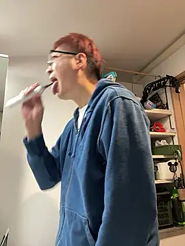 Snapshot of kensnb chatting on October 29, 2025, 8:19 pm kensnb online show from October 29, 2025, 8:19 pm