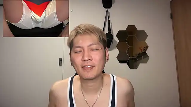 Snapshot of kensnb chatting on February 8, 2026, 11:41 am kensnb online show from February 8, 2026, 11:41 am