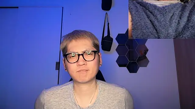 Snapshot of kensnb chatting on February 4, 2026, 12:11 pm kensnb online show from February 4, 2026, 12:11 pm