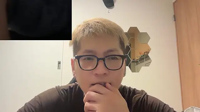 Snapshot of kensnb chatting on March 1, 2026, 12:05 pm kensnb online show from March 1, 2026, 12:05 pm