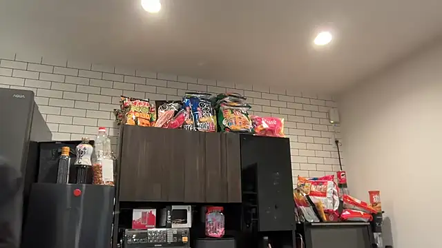 Snapshot of kensnb chatting on October 6, 2025, 7:42 am kensnb online show from October 6, 2025, 7:42 am