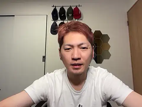 Snapshot of kensnb chatting on October 18, 2025, 8:44 pm kensnb online show from October 18, 2025, 8:44 pm