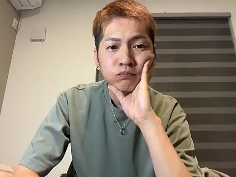 Snapshot of kensnb chatting on September 19, 2025, 8:35 pm kensnb online show from September 19, 2025, 8:35 pm