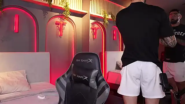 Snapshot of Austin_bolt chatting on September 30, 2025, 2:50 am Austin bolt online show from September 30, 2025, 2:50 am