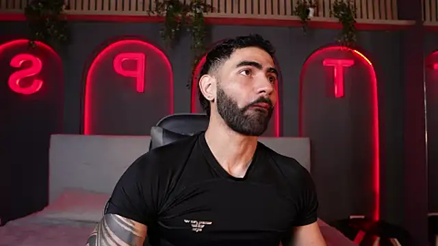 Snapshot of Austin_bolt chatting on October 22, 2025, 2:33 am Austin bolt online show from October 22, 2025, 2:33 am