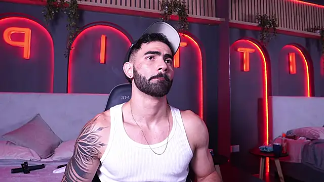 Snapshot of Austin_bolt chatting on September 24, 2025, 1:57 am Austin bolt online show from September 24, 2025, 1:57 am