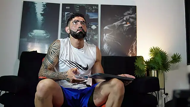 Snapshot of Austin_bolt chatting on September 18, 2025, 4:26 am Austin bolt online show from September 18, 2025, 4:26 am