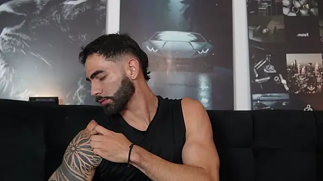 Snapshot of Austin_bolt chatting on October 12, 2025, 1:18 am Austin bolt online show from October 12, 2025, 1:18 am