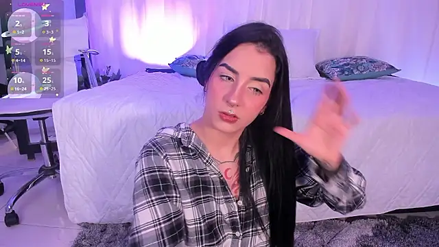 Snapshot of Alice_woodville chatting on February 27, 2026, 2:23 am Alice woodville online show from February 27, 2026, 2:23 am