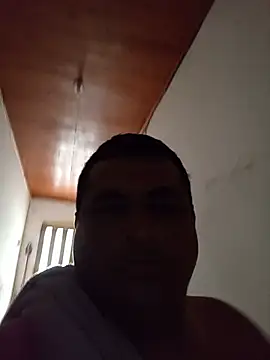 Snapshot of Pipuloc chatting on June 8, 2026, 8:53 pm Pipuloc online show from June 8, 2026, 8:53 pm