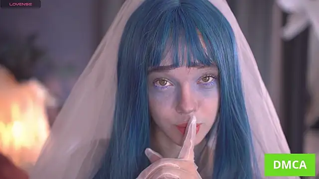  AlinaBailey online show from October 31, 2025, 8:00 am