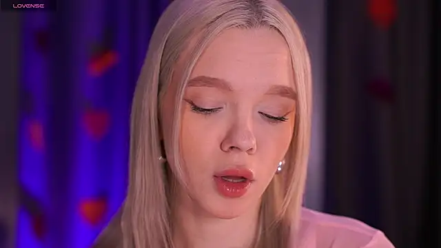  AlinaBailey online show from February 14, 2026, 7:19 am