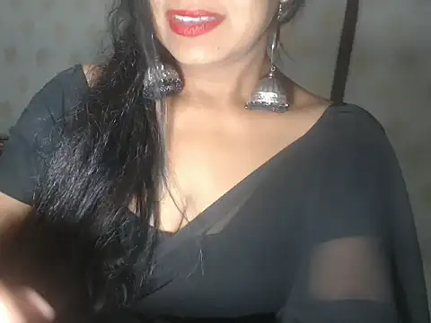 Snapshot of Indianstreamm chatting on March 15, 2025, 7:48 pm Indianstreamm online show from March 15, 2025, 7:48 pm