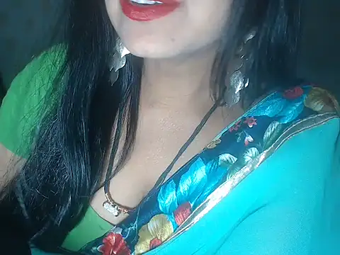 Snapshot of Indianstreamm chatting on March 19, 2025, 4:45 pm Indianstreamm online show from March 19, 2025, 4:45 pm