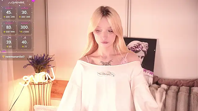 Naughty  Couplles online show from January 17, 2026, 4:32 pm