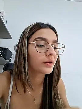 Ary-18 online show from February 9, 2026, 2:04 pm