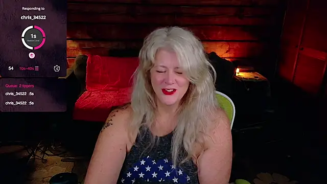 Snapshot of AliceHarlot chatting on November 2, 2025, 4:06 am AliceHarlot online show from November 2, 2025, 4:06 am