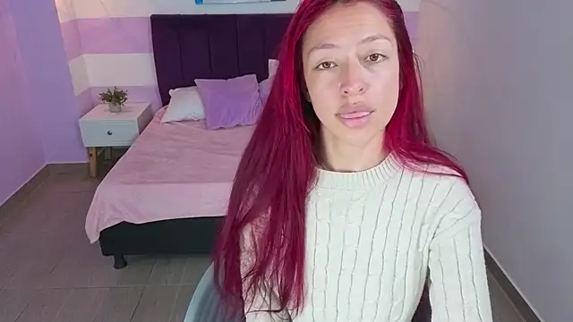 Scarlett  bell online show from April 6, 2026, 1:12 pm