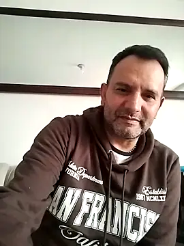 RogueTraveler online show from November 13, 2025, 7:40 pm