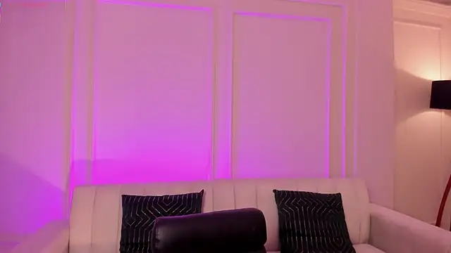 Snapshot of AmberFarrell chatting on September 27, 2025, 8:04 pm AmberFarrell online show from September 27, 2025, 8:04 pm