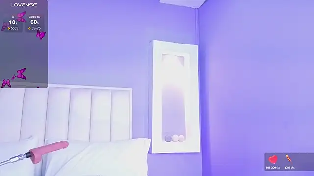 HannaPaola online show from October 7, 2025, 10:44 pm