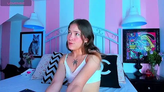 Liah Grey8 online show from February 12, 2025, 9:22 pm