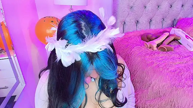 Snapshot of Salem_skyler_ chatting on October 31, 2025, 4:42 am Salem skyler  online show from October 31, 2025, 4:42 am