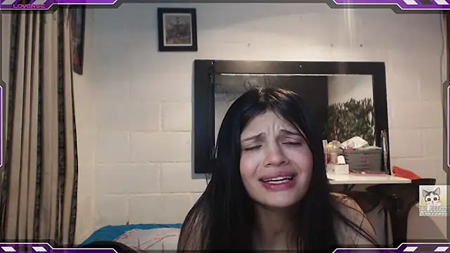 Sarahgin online show from January 25, 2025, 1:30 pm