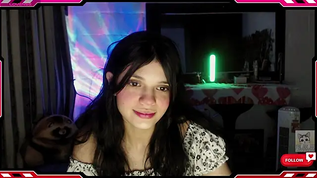 Sarahgin online show from October 10, 2025, 9:15 pm