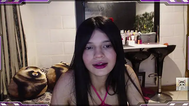 Sarahgin online show from January 12, 2025, 1:37 pm