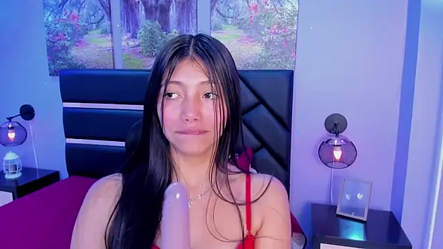 KimberlyVillaLobos online show from March 22, 2025, 5:31 pm