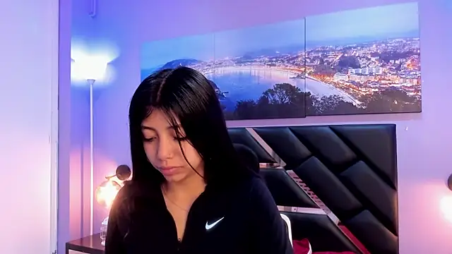 KimberlyVillaLobos online show from February 16, 2026, 11:31 am