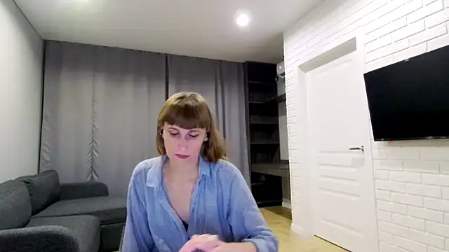 Daniella Lorente online show from October 24, 2025, 10:53 pm