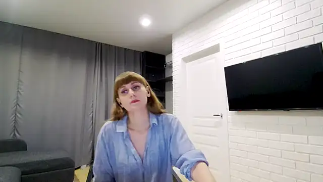 Daniella Lorente online show from October 27, 2025, 11:27 pm